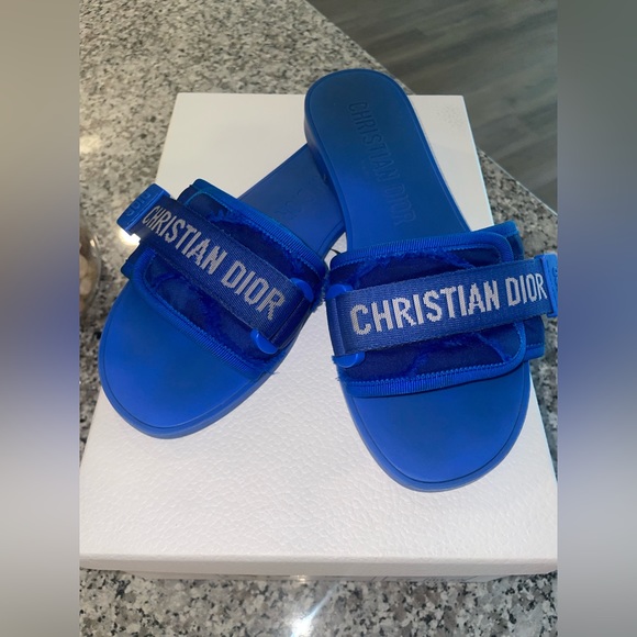 Christian Dior evolution slides - Picture 3 of 13